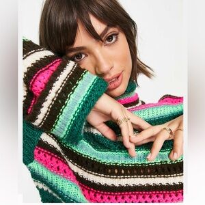 NWT- OPEN-KNIT PULLOVER SWEATER in MULTI-STRIPE FITS 12 to 14